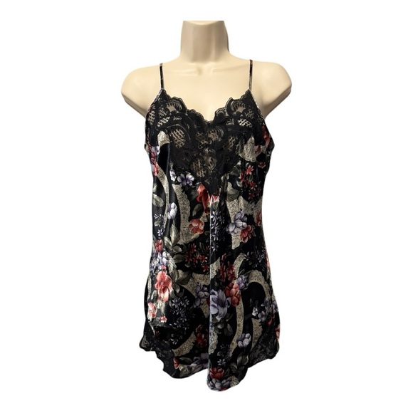 Vintage Victoria’s Secret Floral Lace trim Chemise Nightie Sleepwear Size M - Picture 3 of 13